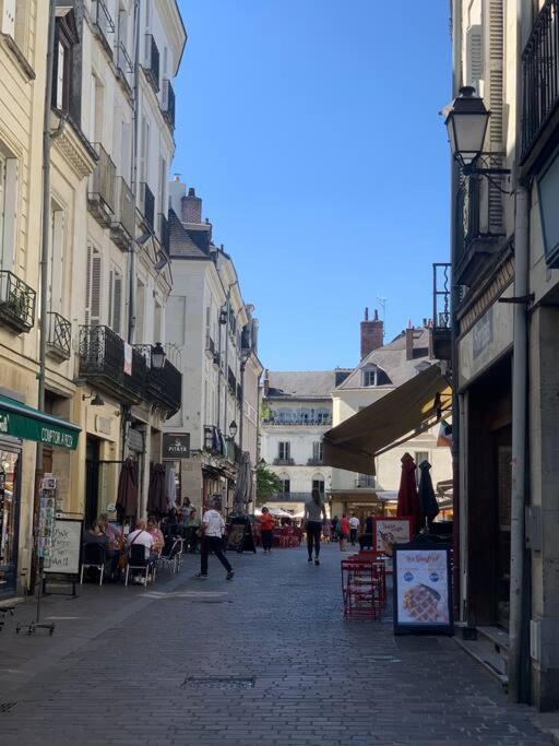 Hotel Robin Quantin In The Heart Of Old Tours Eksteriør bilde